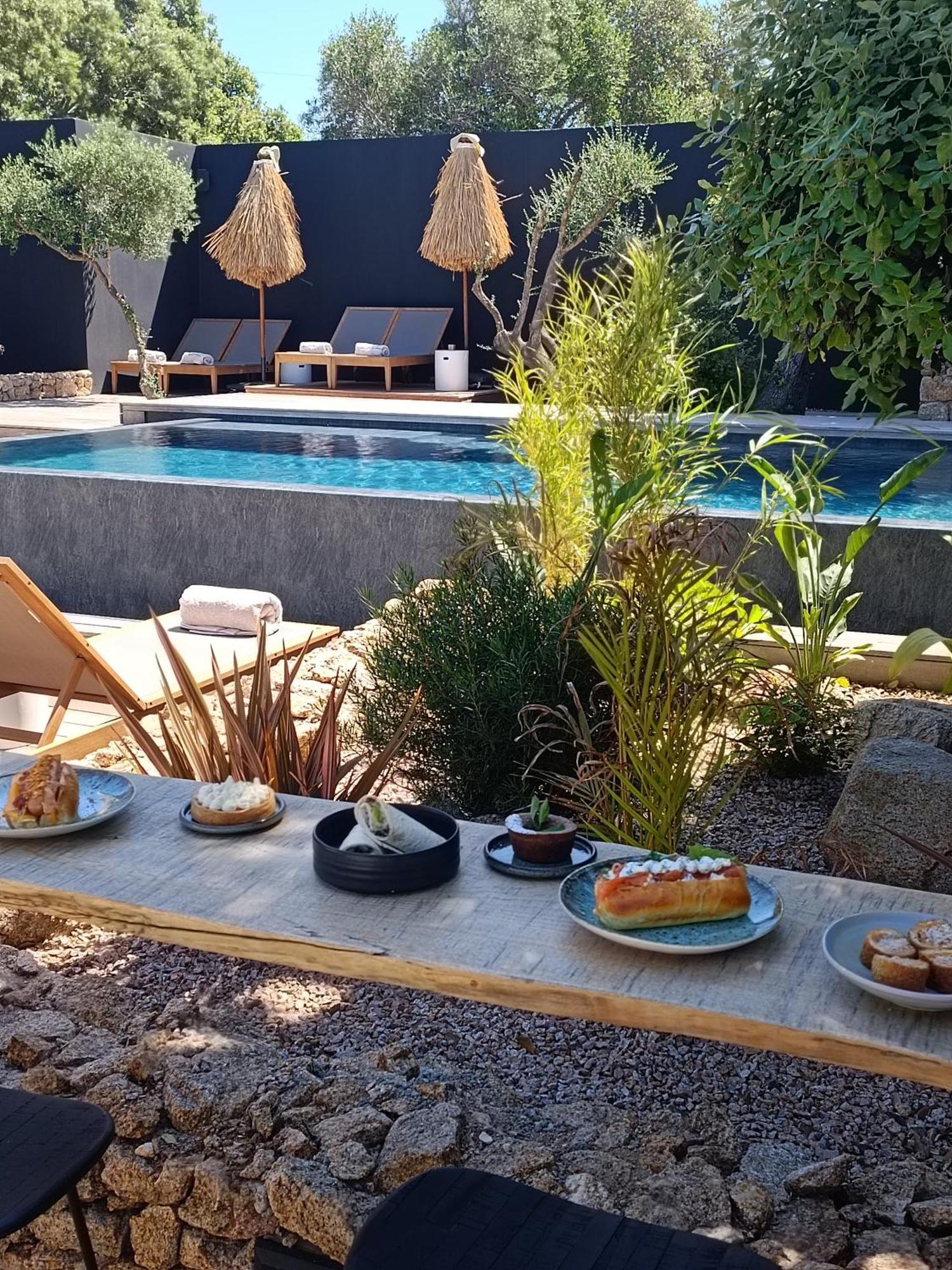 Hotel Les Suites Du Maquis Бонифачо Экстерьер фото